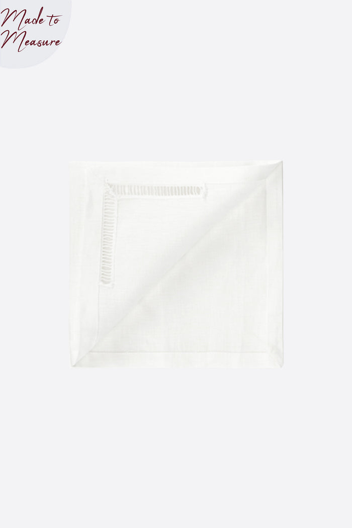 SET OF TWO ‘BACCHETTA’ TRIM LINEN NAPKINS