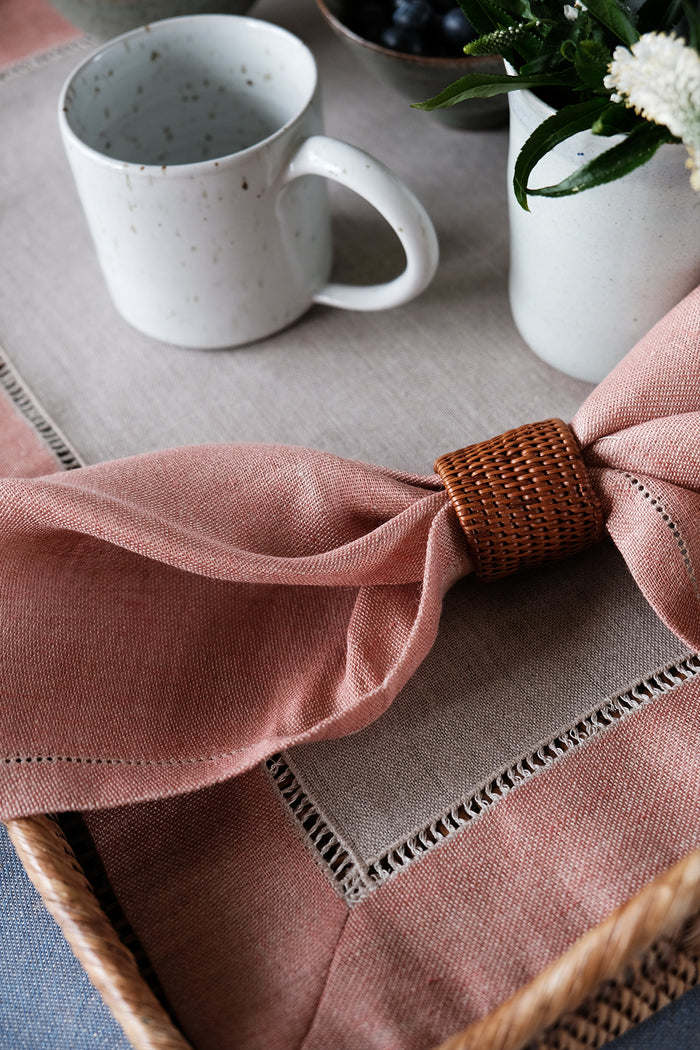 red linen napkins