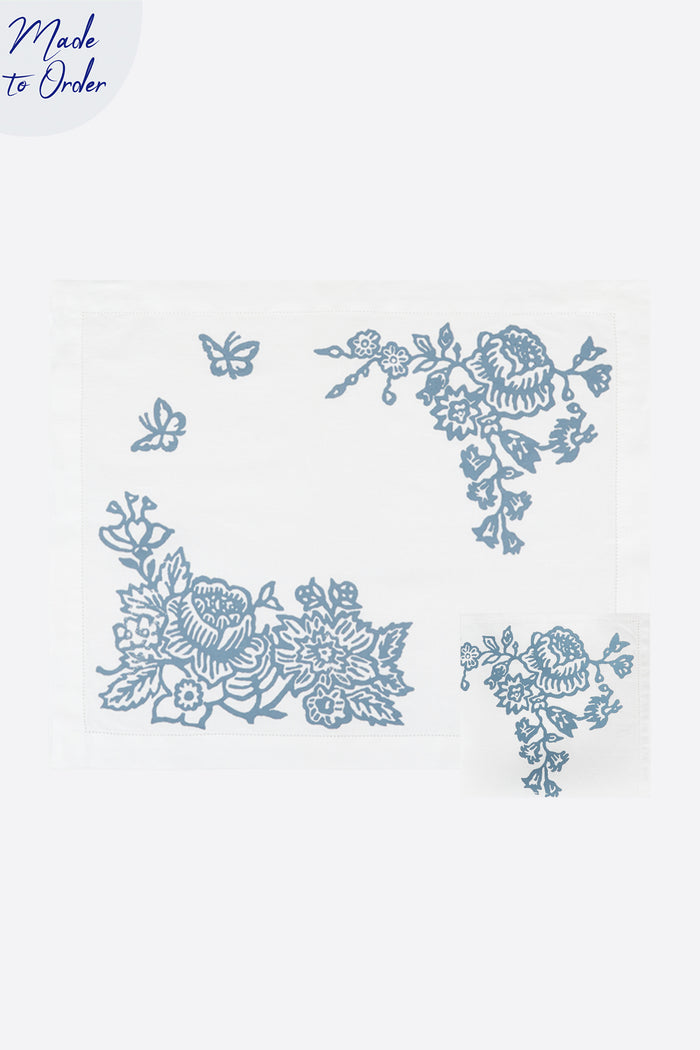 SET OF TWO BLOCK PRINTED AJOUR LINEN PLACEMATS & NAPKINS