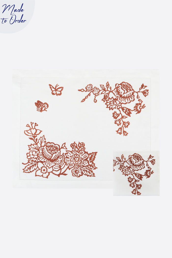 SET OF TWO BLOCK PRINTED AJOUR LINEN PLACEMATS & NAPKINS