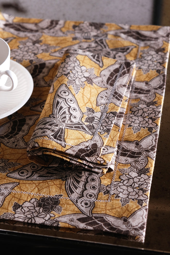 SET OF TWO PRINTED LINEN NAPKINS