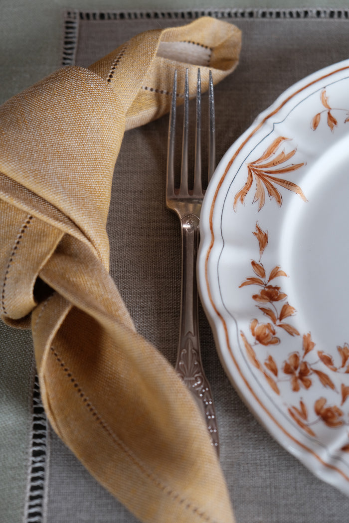 yellow linen napkins