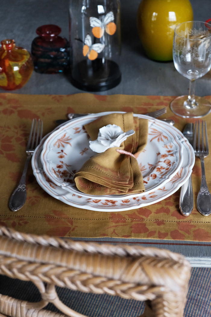 yellow linen placemats and napkins hand painted 