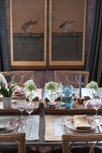 yellow linen placemats and napkins