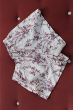 LIZ FLOWER MEADOW SHORTS - CHERRY