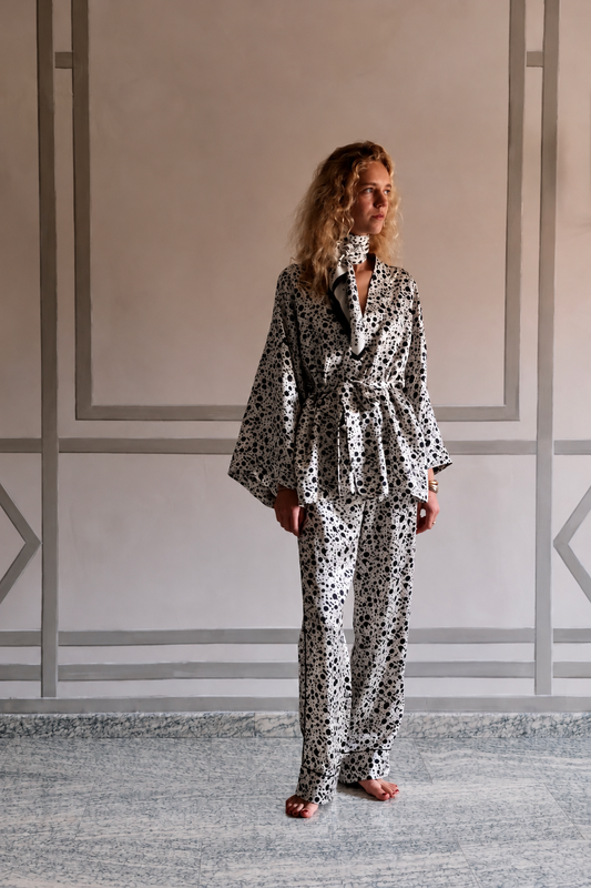 BELLA POIS LUNAIRE CLOUD KIMONO