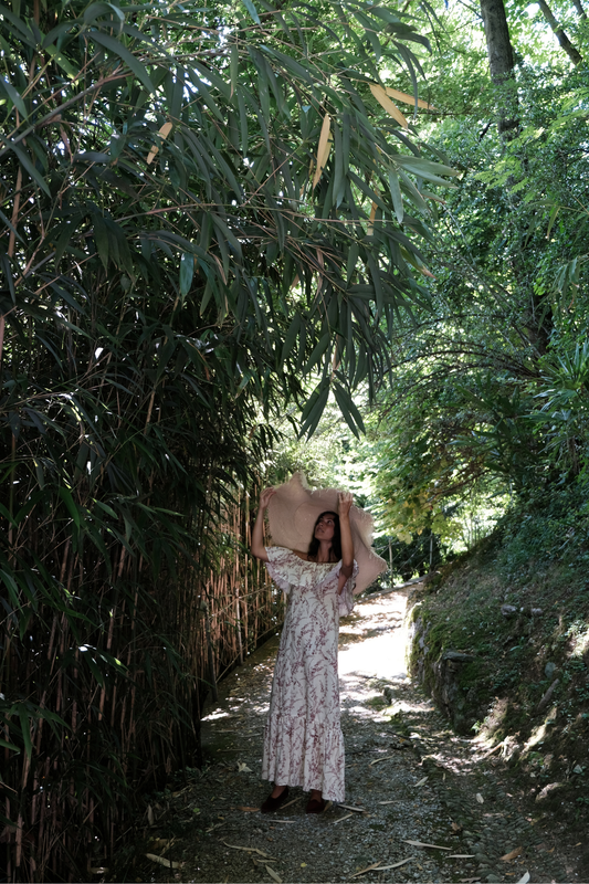 DAPHNE FLOWER MEADOW CHERRY LONG DRESS