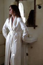 BIANCA LINEN ROBE SNOW