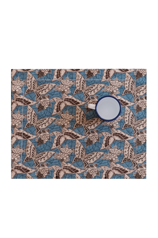 SET OF TWO PRINTED LINEN PLACEMATS