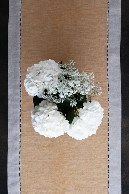 JACQUARD LINEN TABLE RUNNER